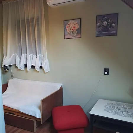 Homestay Almavilla Gyenesdias